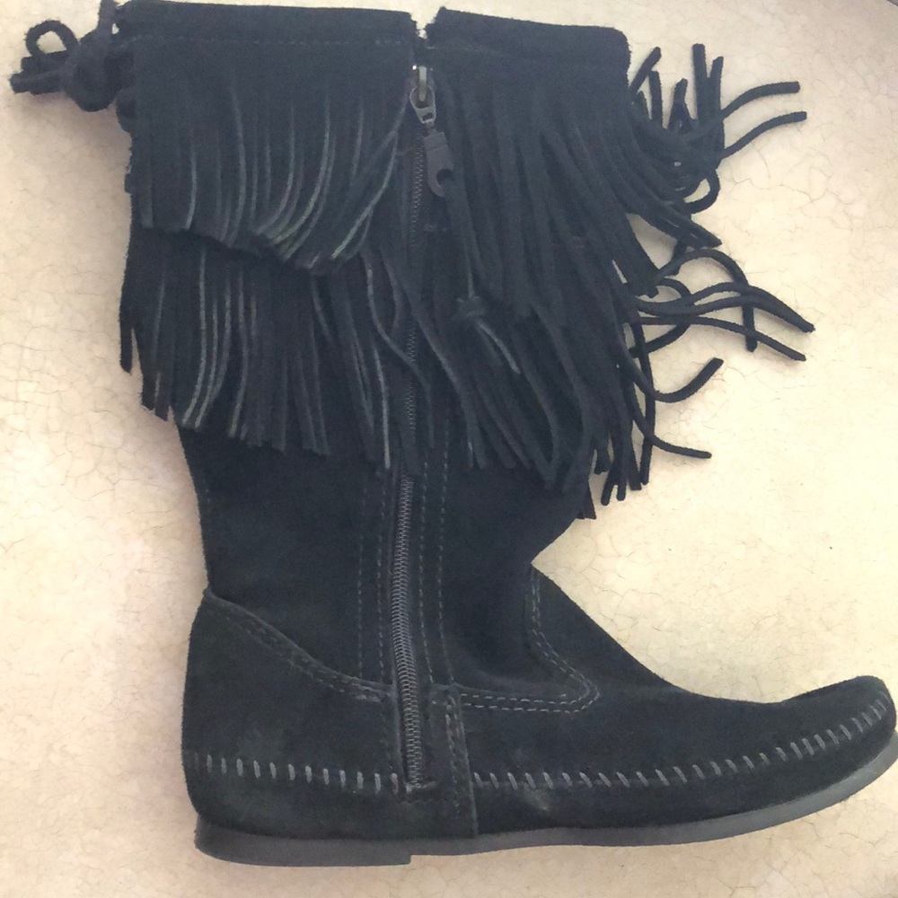 Minnetonka Moccasin Boots